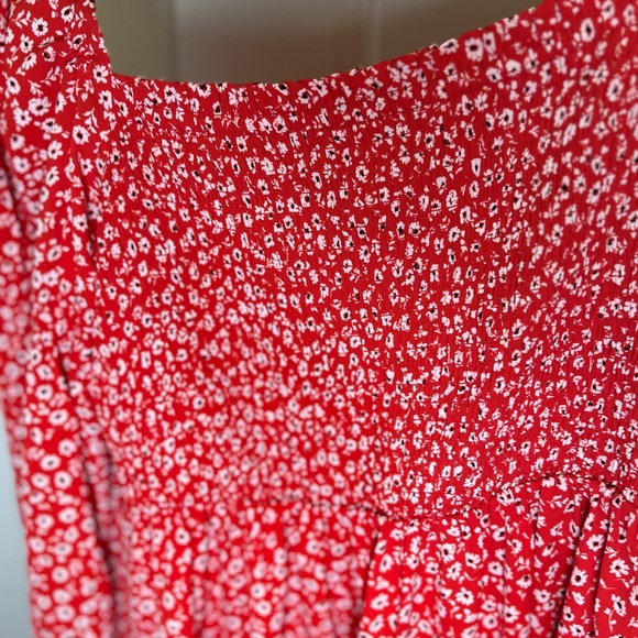Red H&M Smocked Dress size Large - Picture 4 of 7